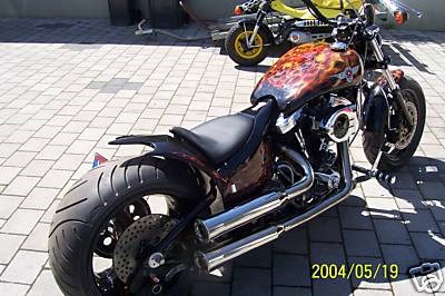 Umgebautes Motorrad Harley-Davidson Softail Custom FXSTC von LittleBitch - Bild 2 Umgebautes Motorrad Harley-Davidson Softail Custom FXSTC von LittleBitch - Bild 2