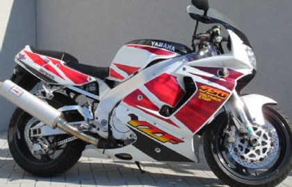Yamaha YZF 750 R Custom Bike Yamaha YZF 750 R Custom Bike