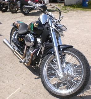 Umgebautes Motorrad Honda VT 750 Shadow von Auto-und Motorradhaus Bürstadt GmbH - Bild 2 Umgebautes Motorrad Honda VT 750 Shadow von Auto-und Motorradhaus Bürstadt GmbH - Bild 2