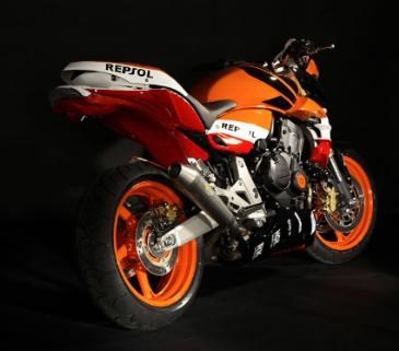 Umgebautes Motorrad Honda CB 600 F Hornet von Auto-und Motorradhaus Bürstadt GmbH - Bild 7 Umgebautes Motorrad Honda CB 600 F Hornet von Auto-und Motorradhaus Bürstadt GmbH - Bild 7