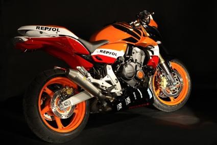 Umgebautes Motorrad Honda CB 600 F Hornet von Auto-und Motorradhaus Bürstadt GmbH - Bild 8 Umgebautes Motorrad Honda CB 600 F Hornet von Auto-und Motorradhaus Bürstadt GmbH - Bild 8