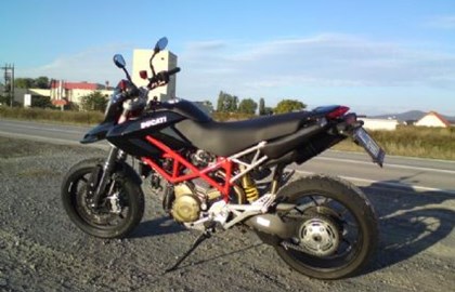 Ducati Hypermotard 1100 Custom Bike Ducati Hypermotard 1100 Custom Bike