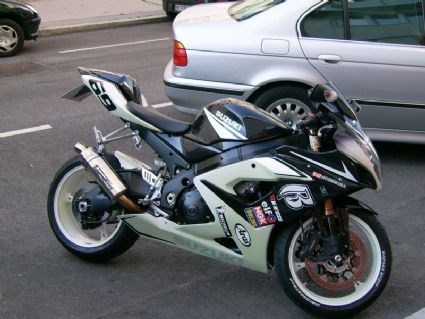Umgebautes Motorrad Suzuki GSX-R 1000 von fant3r - Bild 4 Umgebautes Motorrad Suzuki GSX-R 1000 von fant3r - Bild 4