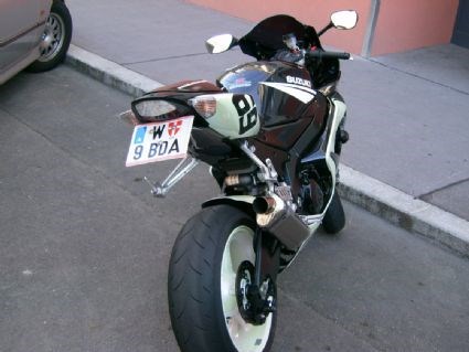 Umgebautes Motorrad Suzuki GSX-R 1000 von fant3r - Bild 7 Umgebautes Motorrad Suzuki GSX-R 1000 von fant3r - Bild 7