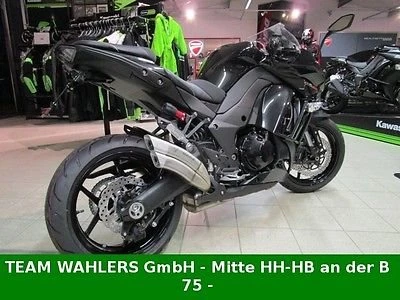 Umbgebautes Motorrad Kawasaki Z1000SX Bild 3: Umbgebautes Motorrad Kawasaki Z1000SX