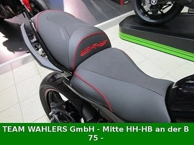 Umbgebautes Motorrad Kawasaki ER-6n Bild 3: Umbgebautes Motorrad Kawasaki ER-6n