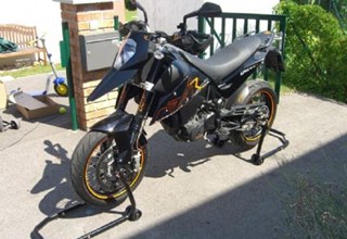KTM 690 Supermoto KTM 690 Supermoto