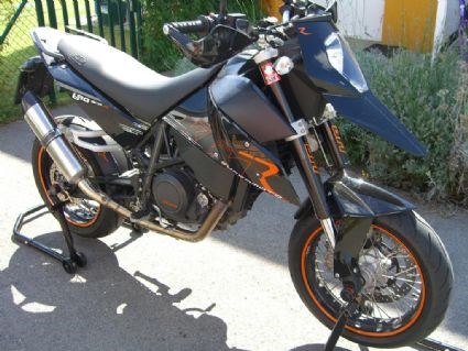 Umgebautes Motorrad KTM 690 Supermoto von Duffyhs - Bild 3 Umgebautes Motorrad KTM 690 Supermoto von Duffyhs - Bild 3