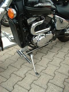 Umgebautes Motorrad Suzuki VZ 800 Marauder von 2Rad-Knoblauch - Bild 2 Umgebautes Motorrad Suzuki VZ 800 Marauder von 2Rad-Knoblauch - Bild 2