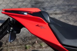 Umbgebautes Motorrad Aprilia Tuono V4 R APRC Bild 2: Umbgebautes Motorrad Aprilia Tuono V4 R APRC