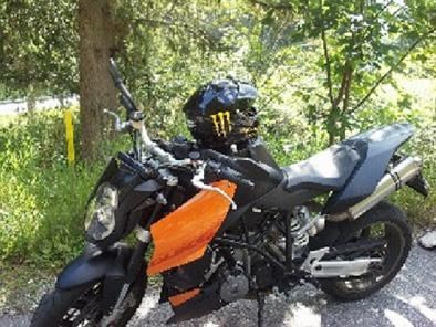 Umgebautes Motorrad KTM 990 Super Duke von ACE99 - Bild 4 Umgebautes Motorrad KTM 990 Super Duke von ACE99 - Bild 4