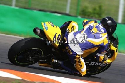 Umgebautes Motorrad Honda CBR1000RR Fireblade von ACE99 - Bild 1 Umgebautes Motorrad Honda CBR1000RR Fireblade von ACE99 - Bild 1