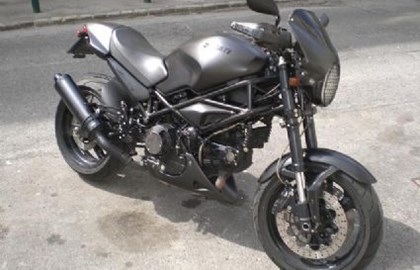 Ducati Monster 900 i.e. Dark Custom Bike