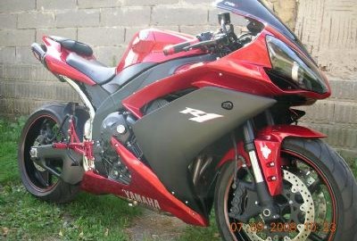 Yamaha R1 Custom Bike