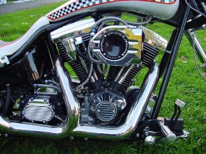 Umgebautes Motorrad Harley-Davidson Softail Custom FXSTC von X-Trem Custombikes - Bild 4 Umgebautes Motorrad Harley-Davidson Softail Custom FXSTC von X-Trem Custombikes - Bild 4