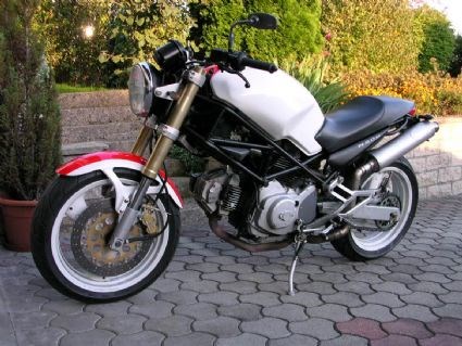 Umgebautes Motorrad Ducati Monster 600 von ibindes6 - Bild 3 Umgebautes Motorrad Ducati Monster 600 von ibindes6 - Bild 3