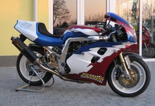Suzuki GSX-R 1100 Suzuki GSX-R 1100