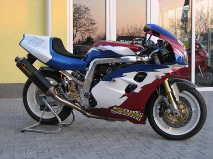 Umgebautes Motorrad Suzuki GSX-R 1100 von WS-Motorradtechnik KG - Bild 1 Umgebautes Motorrad Suzuki GSX-R 1100 von WS-Motorradtechnik KG - Bild 1