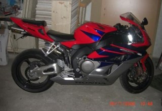 Honda CBR1000RR Fireblade Honda CBR1000RR Fireblade