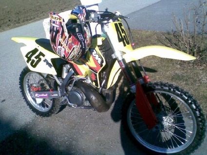 Umgebautes Motorrad Suzuki RM-250 von ThoNe45 - Bild 4 Umgebautes Motorrad Suzuki RM-250 von ThoNe45 - Bild 4