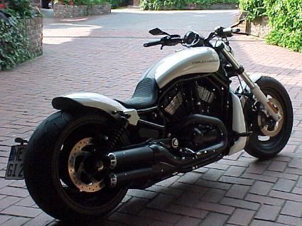 Umgebautes Motorrad Harley-Davidson V-Rod Night Rod VRSCD von X-Trem Custombikes - Bild 4 Umgebautes Motorrad Harley-Davidson V-Rod Night Rod VRSCD von X-Trem Custombikes - Bild 4