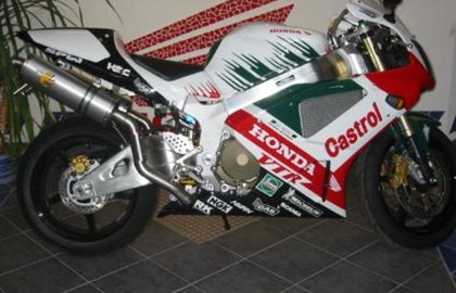 Honda VTR 1000 SP-2 Custom Bike