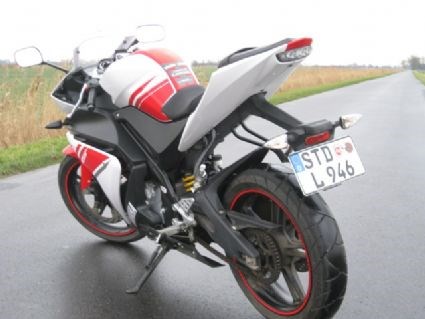 Umgebautes Motorrad Yamaha R125 von Leon92 - Bild 2