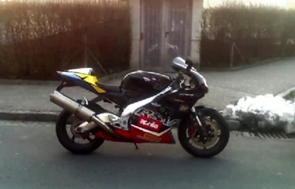 Aprilia RSV 1000 SP (RSV  Mille SP) Custom Bike Aprilia RSV 1000 SP (RSV  Mille SP) Custom Bike