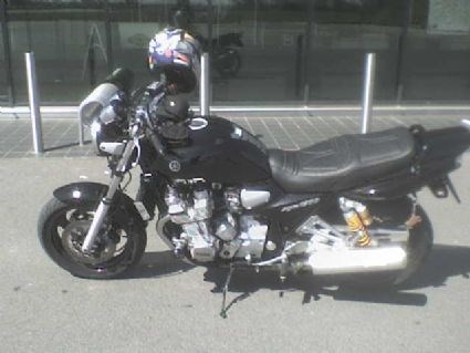 Umgebautes Motorrad Yamaha XJR 1300 SP von adnoh - Bild 2 Umgebautes Motorrad Yamaha XJR 1300 SP von adnoh - Bild 2