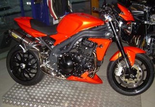 Triumph Speed Triple 1050 Triumph Speed Triple 1050