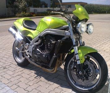 Umgebautes Motorrad Triumph Speed Triple 955i von Odie - Bild 4 Umgebautes Motorrad Triumph Speed Triple 955i von Odie - Bild 4