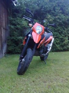 Umgebautes Motorrad KTM 690 Supermoto von STF1986 - Bild 5 Umgebautes Motorrad KTM 690 Supermoto von STF1986 - Bild 5