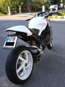 Umgebautes Motorrad Ducati Monster S4R von Charger68 - Bild 1 Umgebautes Motorrad Ducati Monster S4R von Charger68 - Bild 1