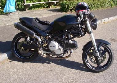 Gebrauchtmotorrad Ducati Monster 600 Dark