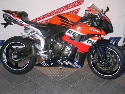 Umgebautes Motorrad Honda CBR600RR von Motorrad Kreiselmeyer GmbH - Bild 1 Umgebautes Motorrad Honda CBR600RR von Motorrad Kreiselmeyer GmbH - Bild 1