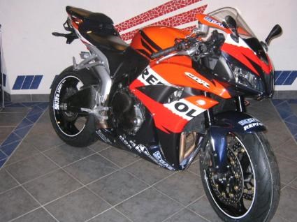 Umgebautes Motorrad Honda CBR600RR von Motorrad Kreiselmeyer GmbH - Bild 2 Umgebautes Motorrad Honda CBR600RR von Motorrad Kreiselmeyer GmbH - Bild 2