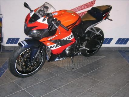 Umgebautes Motorrad Honda CBR600RR von Motorrad Kreiselmeyer GmbH - Bild 5 Umgebautes Motorrad Honda CBR600RR von Motorrad Kreiselmeyer GmbH - Bild 5