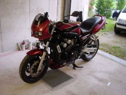 Umgebautes Motorrad Yamaha FZS 600 Fazer von Figther - Bild 3 Umgebautes Motorrad Yamaha FZS 600 Fazer von Figther - Bild 3