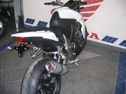 Umgebautes Motorrad Honda CB 1000 R von Motorrad Kreiselmeyer GmbH - Bild 6 Umgebautes Motorrad Honda CB 1000 R von Motorrad Kreiselmeyer GmbH - Bild 6