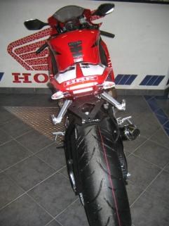 Umgebautes Motorrad Honda CBR1000RR Fireblade von Motorrad Kreiselmeyer GmbH - Bild 5 Umgebautes Motorrad Honda CBR1000RR Fireblade von Motorrad Kreiselmeyer GmbH - Bild 5