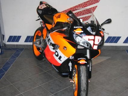 Umgebautes Motorrad Honda CBR1000RR Fireblade von Motorrad Kreiselmeyer GmbH - Bild 2 Umgebautes Motorrad Honda CBR1000RR Fireblade von Motorrad Kreiselmeyer GmbH - Bild 2