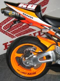 Umgebautes Motorrad Honda CBR1000RR Fireblade von Motorrad Kreiselmeyer GmbH - Bild 3 Umgebautes Motorrad Honda CBR1000RR Fireblade von Motorrad Kreiselmeyer GmbH - Bild 3