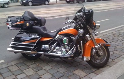 Harley-Davidson Electra Glide Classic FLHTC Custom Bike Harley-Davidson Electra Glide Classic FLHTC Custom Bike
