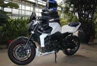 Yamaha FZ1