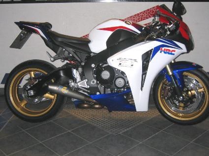 Umgebautes Motorrad Honda CBR1000RR Fireblade von Motorrad Kreiselmeyer GmbH - Bild 1 Umgebautes Motorrad Honda CBR1000RR Fireblade von Motorrad Kreiselmeyer GmbH - Bild 1