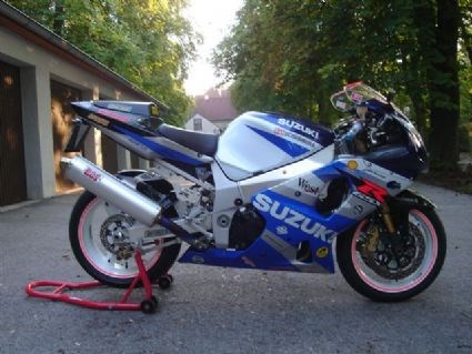 Umgebautes Motorrad Suzuki GSX-R 1000 von cheesy4711 - Bild 1 Umgebautes Motorrad Suzuki GSX-R 1000 von cheesy4711 - Bild 1