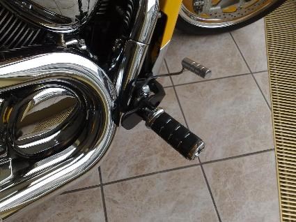 Umgebautes Motorrad Suzuki Intruder M1800R2 von Motorrad-Technik Alvermann & Appelt GbR - Bild 7 Umgebautes Motorrad Suzuki Intruder M1800R2 von Motorrad-Technik Alvermann & Appelt GbR - Bild 7