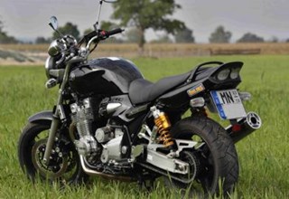 Yamaha XJR 1300