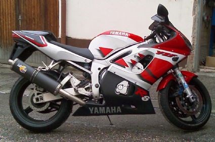 Umgebautes Motorrad Yamaha YZF-R6 von juergenyzfr6 - Bild 1 Umgebautes Motorrad Yamaha YZF-R6 von juergenyzfr6 - Bild 1