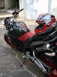 Suzuki GSR 600 Custom Bike Suzuki GSR 600 Custom Bike